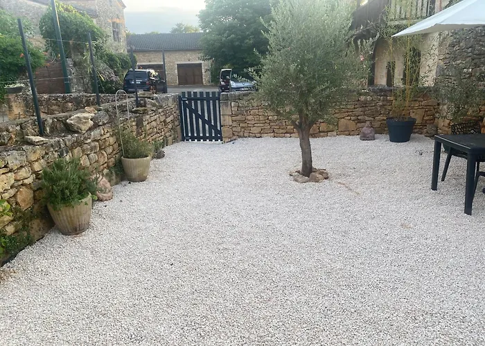 Beautiful Two Bedroomed Gite